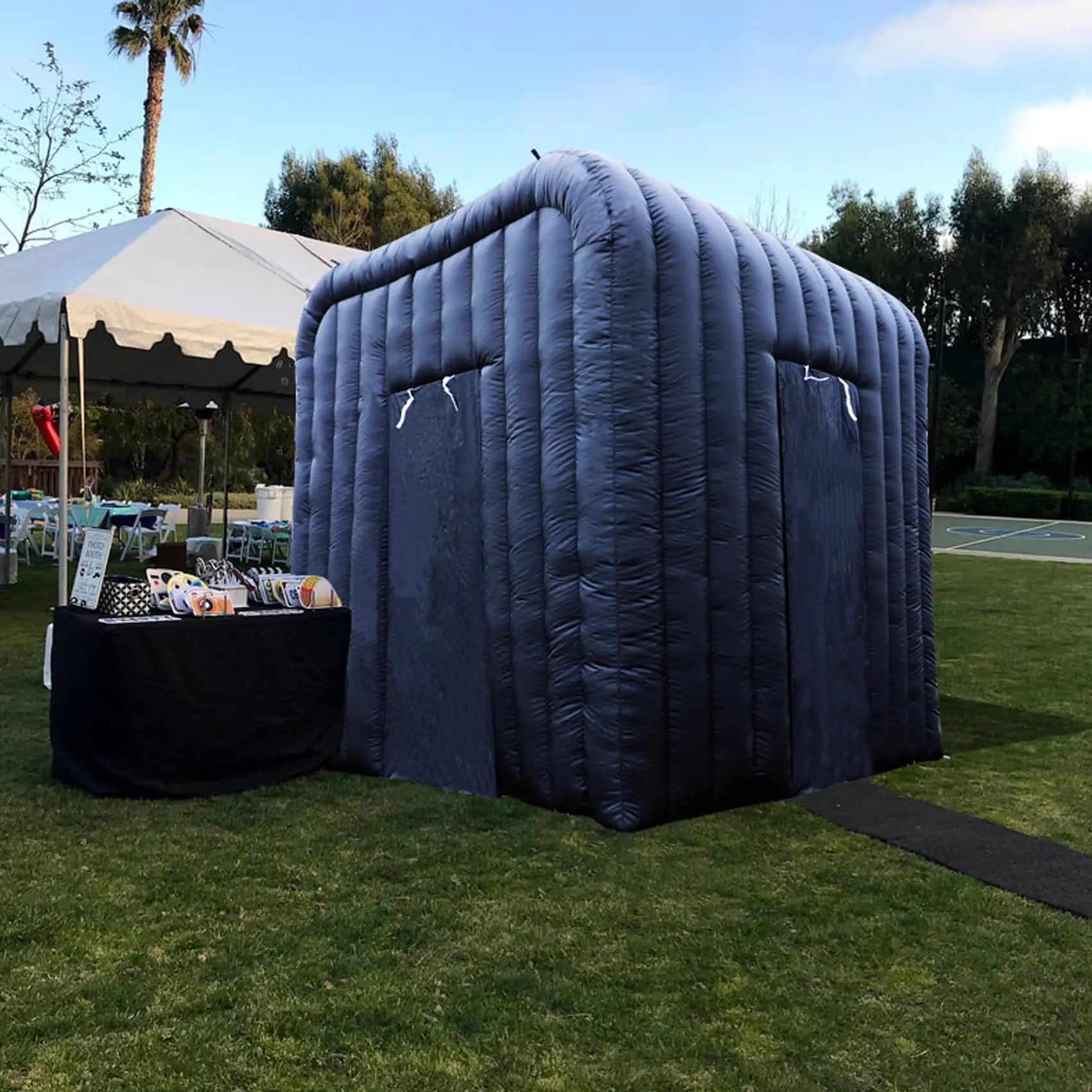 Inflatable LED Photo Booth with Air Blower – Black Two-Door Design 9.2x9.2x9.2ft for Weddings & Events