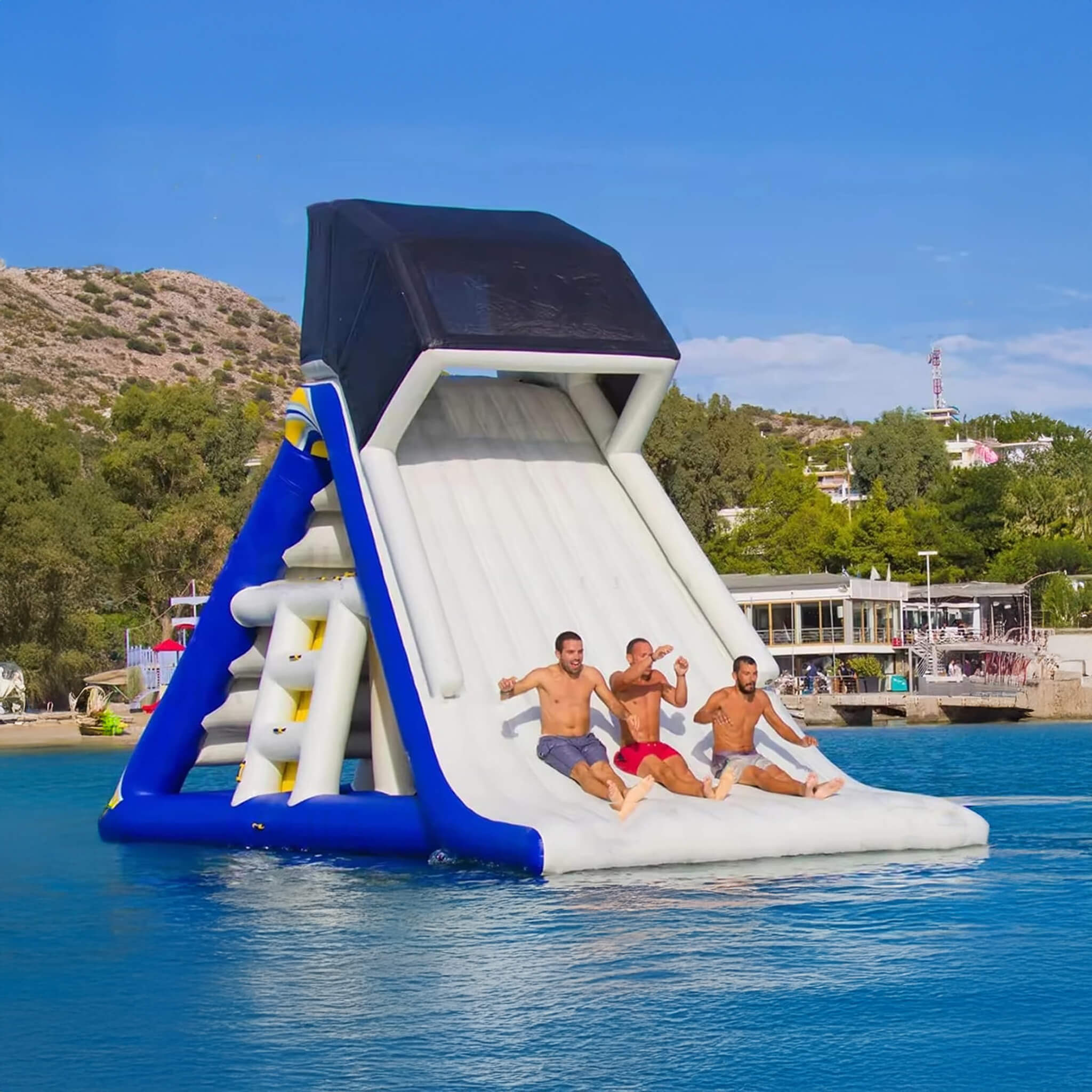Large Outdoor Inflatable Water Slide With Parasol